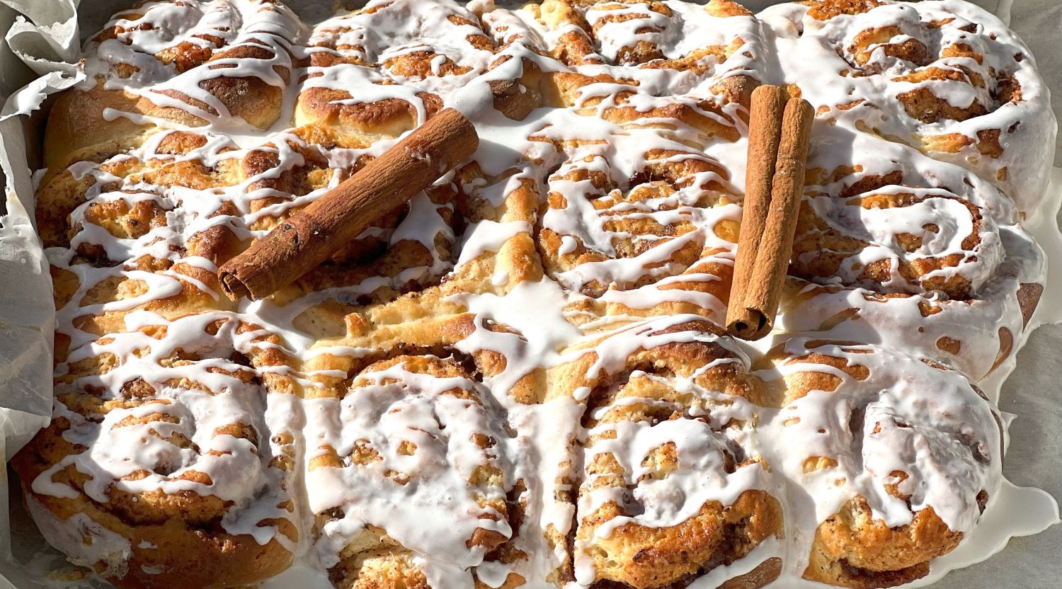 Bezglutenowe cinnamon rolls z nutką kardamonu