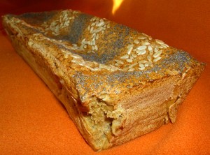 chleb amarantusowy z octem balsamicznym  nieudany (5)